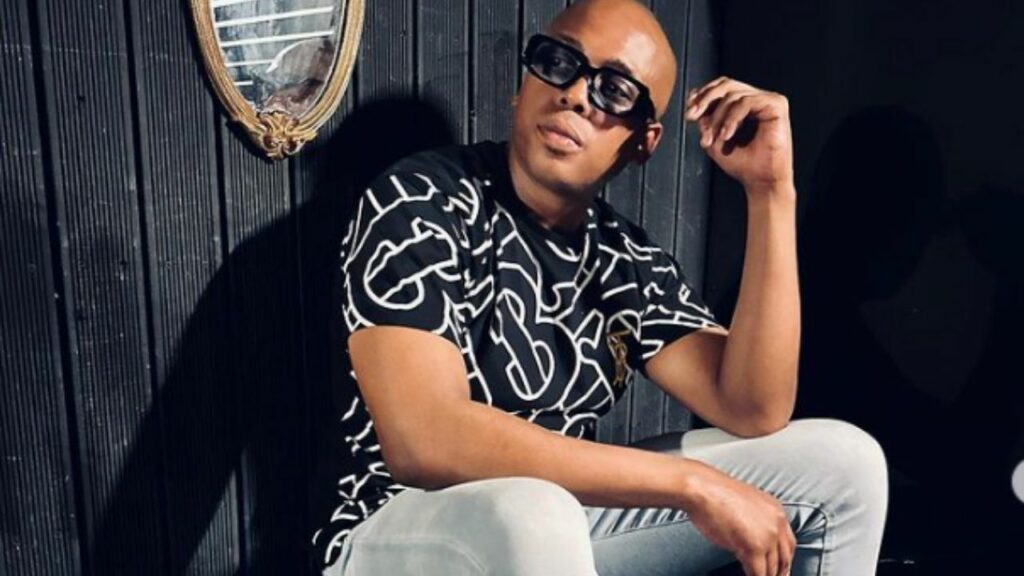 Uselulamela ekhaya uMobi Dixon olimale engozini
